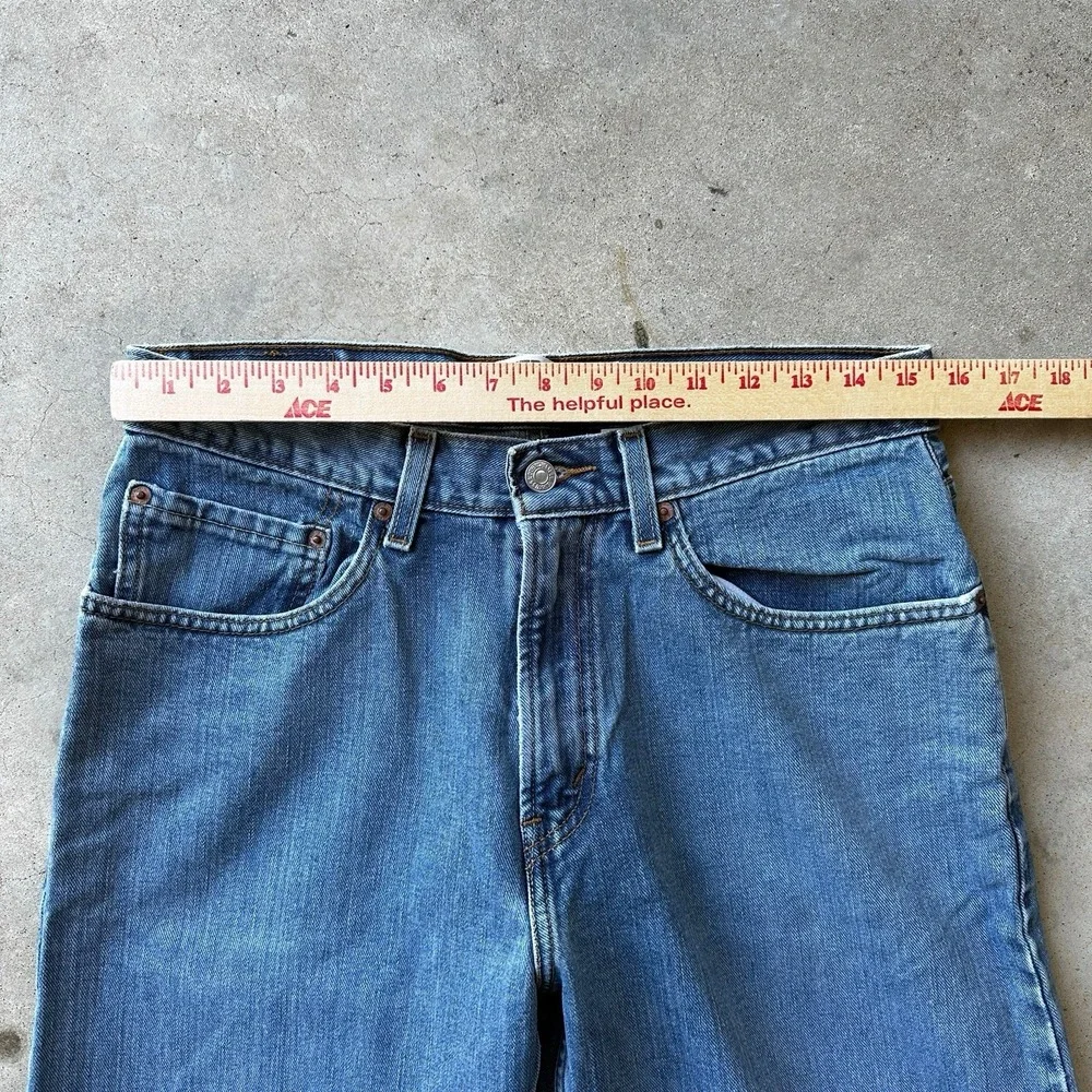 VTG Levi 559 Relaxed Straight Leg Jeans Men's 32x30 Blue Denim Y2K Grunge Skate